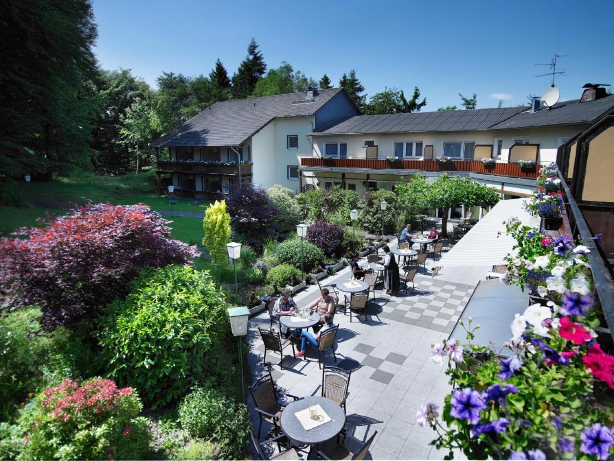 Waldhotel Kurfuerst Kaisersesch Bagian luar foto