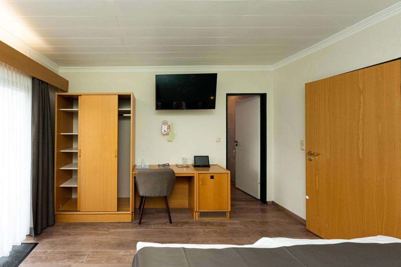Waldhotel Kurfuerst Kaisersesch Bagian luar foto
