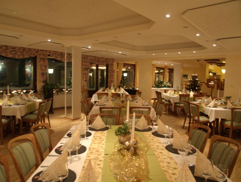 Waldhotel Kurfuerst Kaisersesch Bagian luar foto