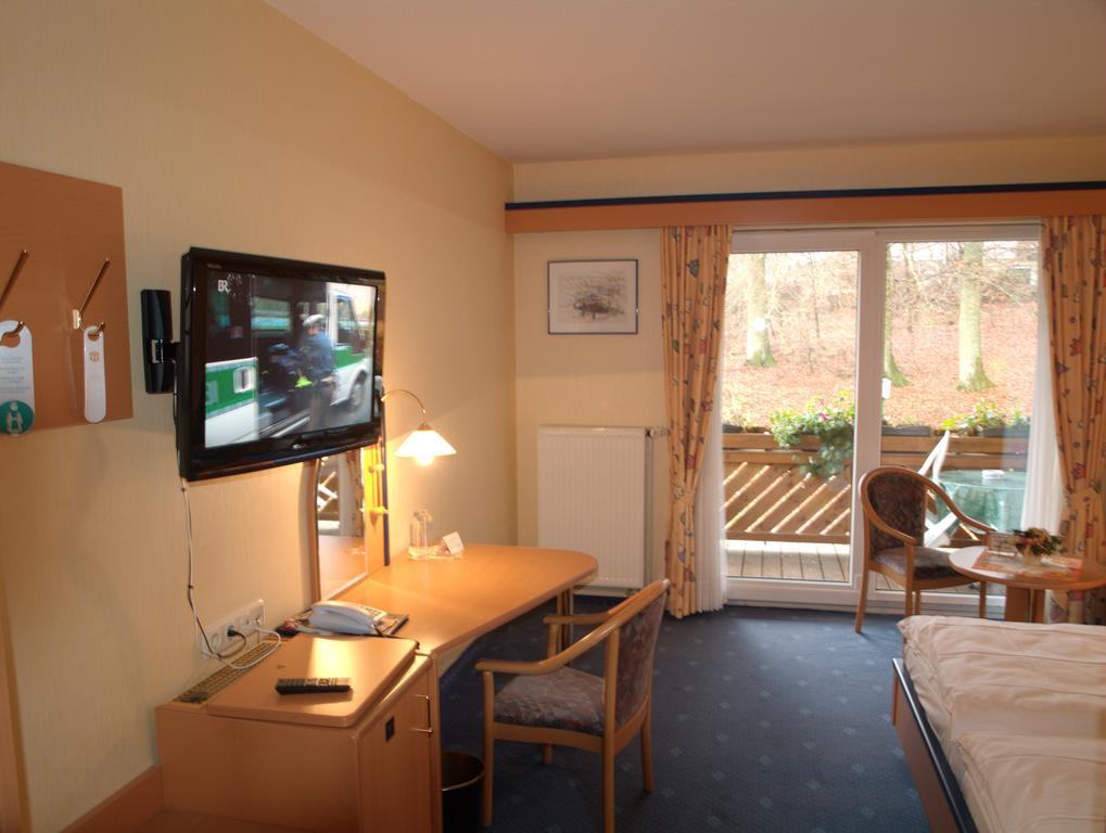 Waldhotel Kurfuerst Kaisersesch Ruang foto