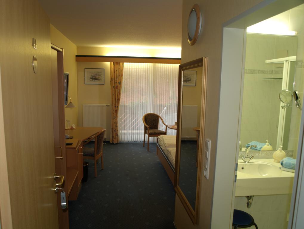 Waldhotel Kurfuerst Kaisersesch Ruang foto
