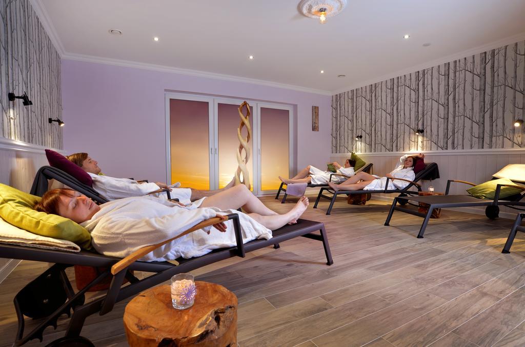 Waldhotel Kurfuerst Kaisersesch Bagian luar foto